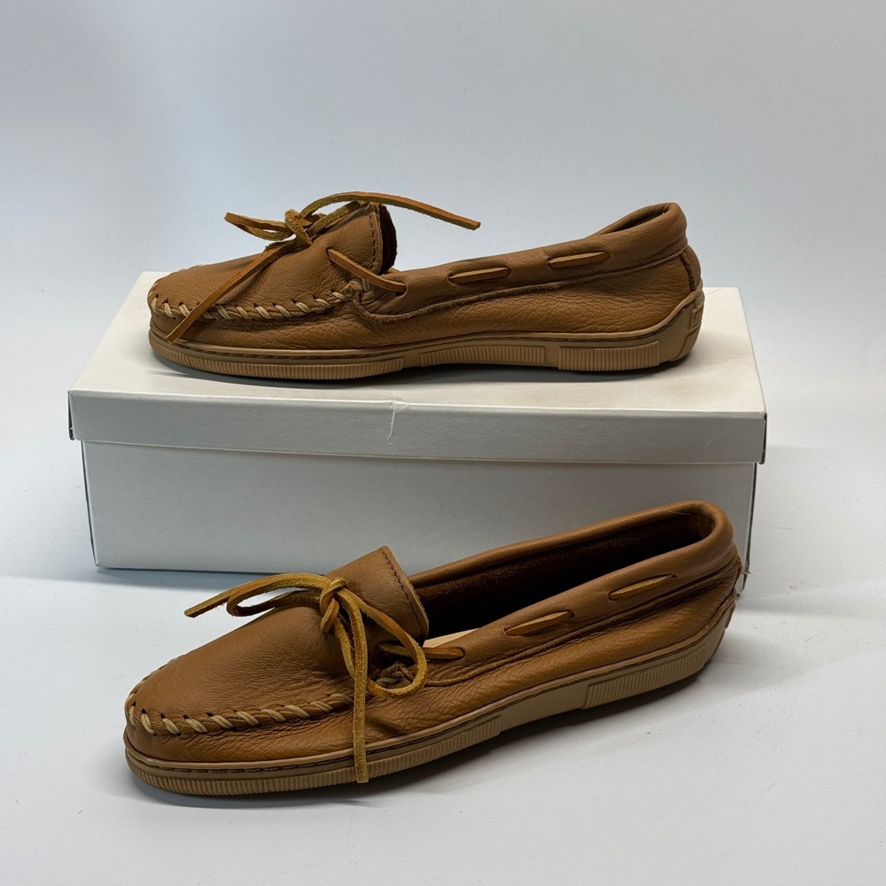 Vintage Minnetonka Natural Moose Moccasin Shoes Womens 6 Brown Leather 90s